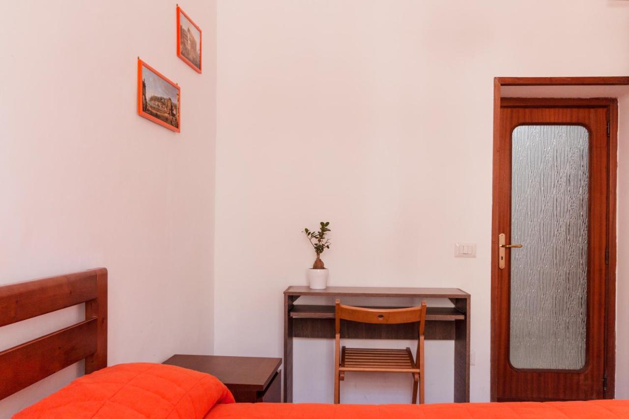 Bnb Etnuvio, Double Rooms In Napoli Eksteriør bilde