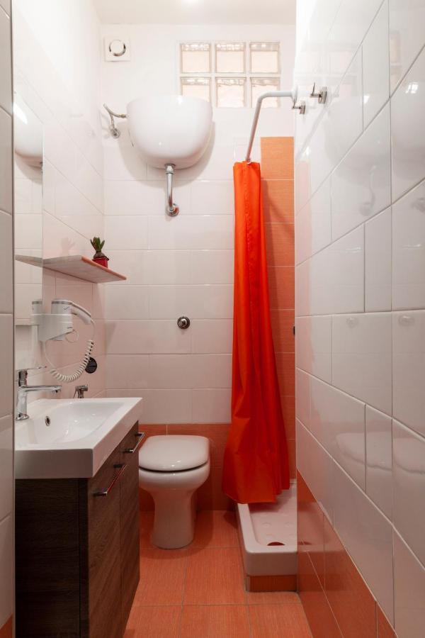 Bnb Etnuvio, Double Rooms In Napoli Eksteriør bilde